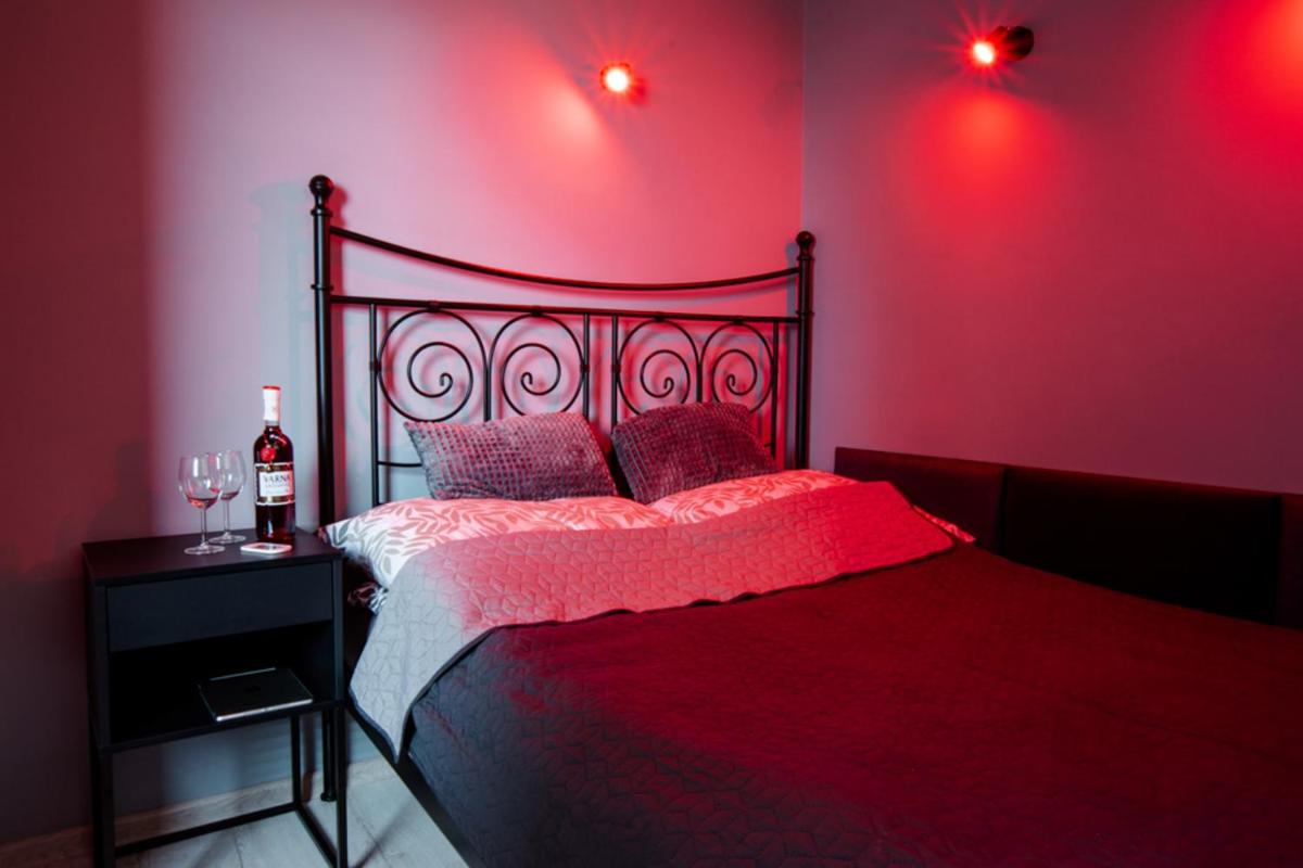 Apartament Stone - Czelad? - Housity