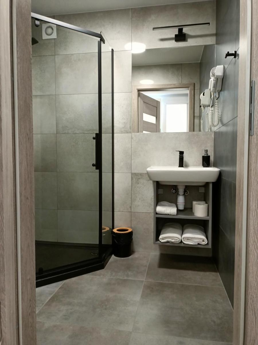 Hotel Pomorski - Housity