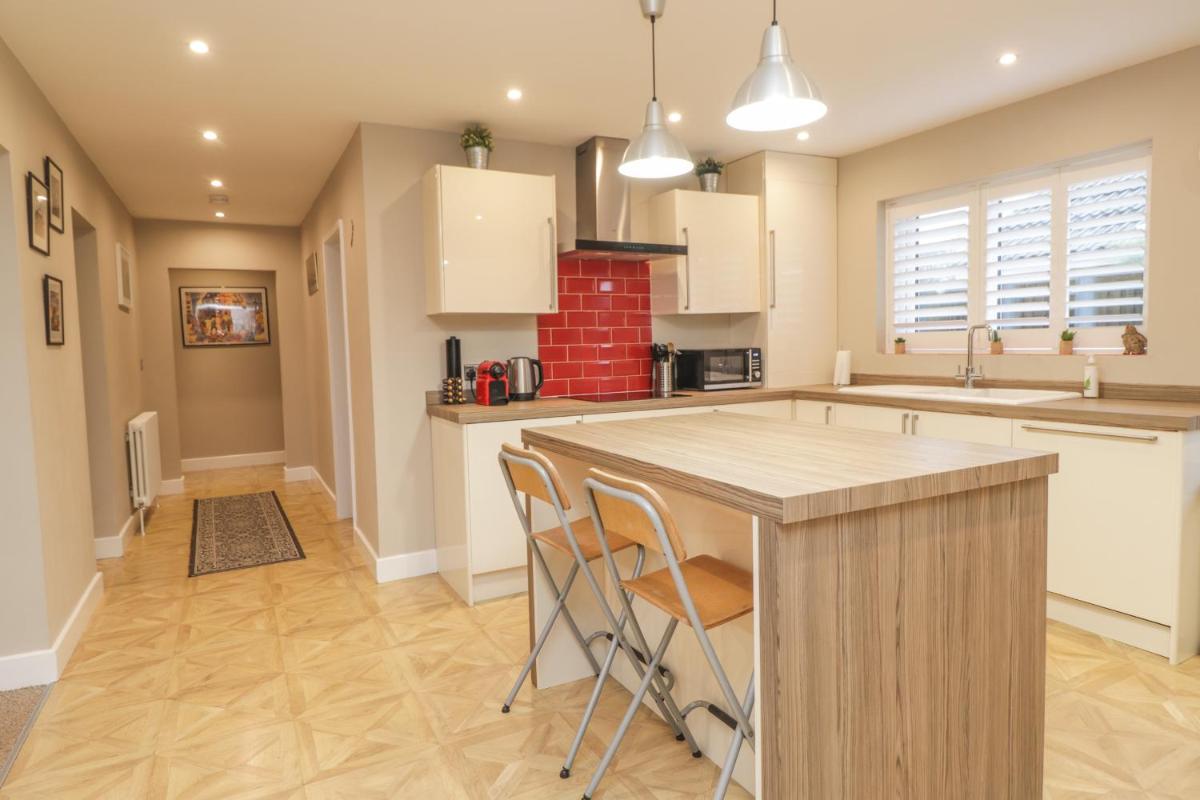 The Old Fire Station - Housity