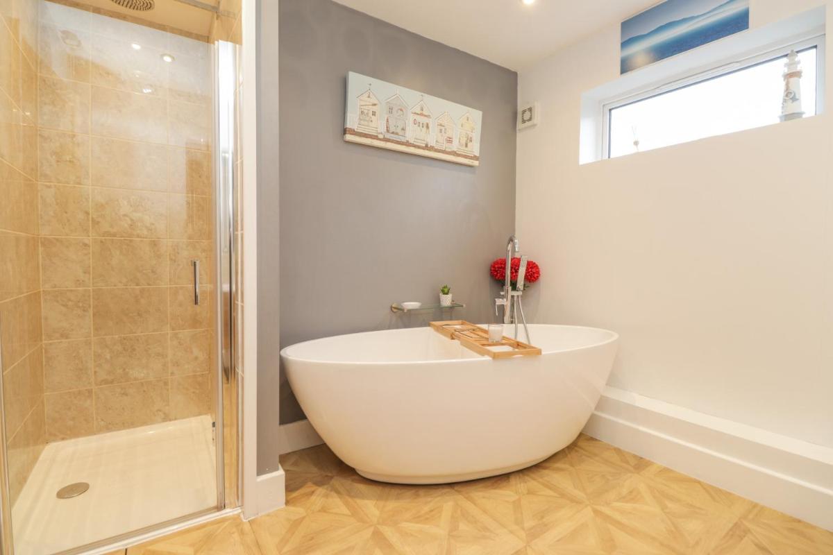 The Old Fire Station - Housity