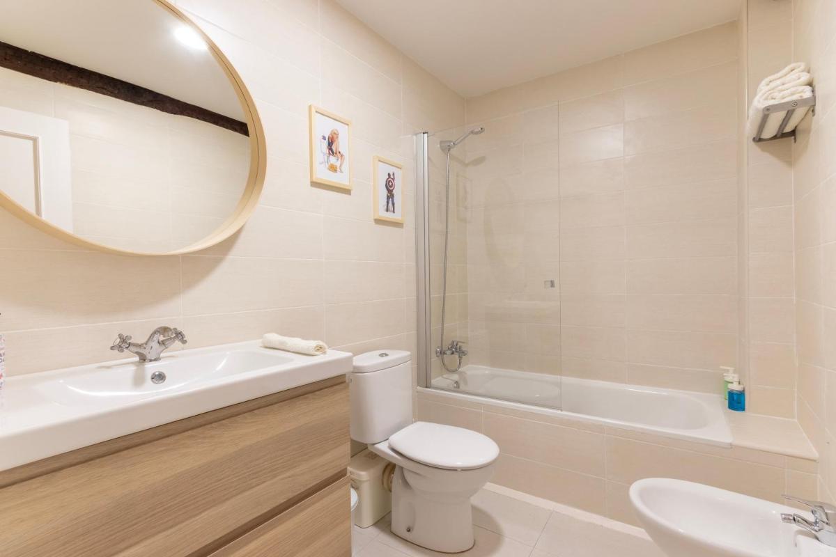 Precioso apartamento con Entrada autónoma en el Casco Viejo - Housity