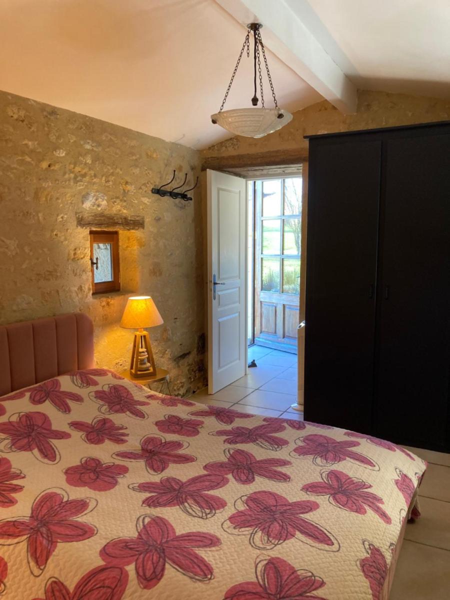 Les Roses - Housity