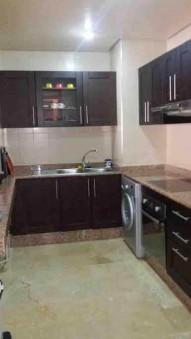 Lovely Marina Flat - Housity