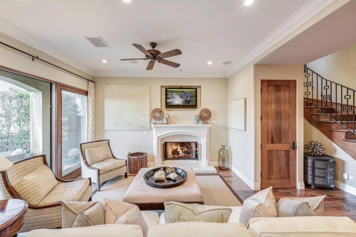 Beach Villa at 507 Goldenrod - Housity
