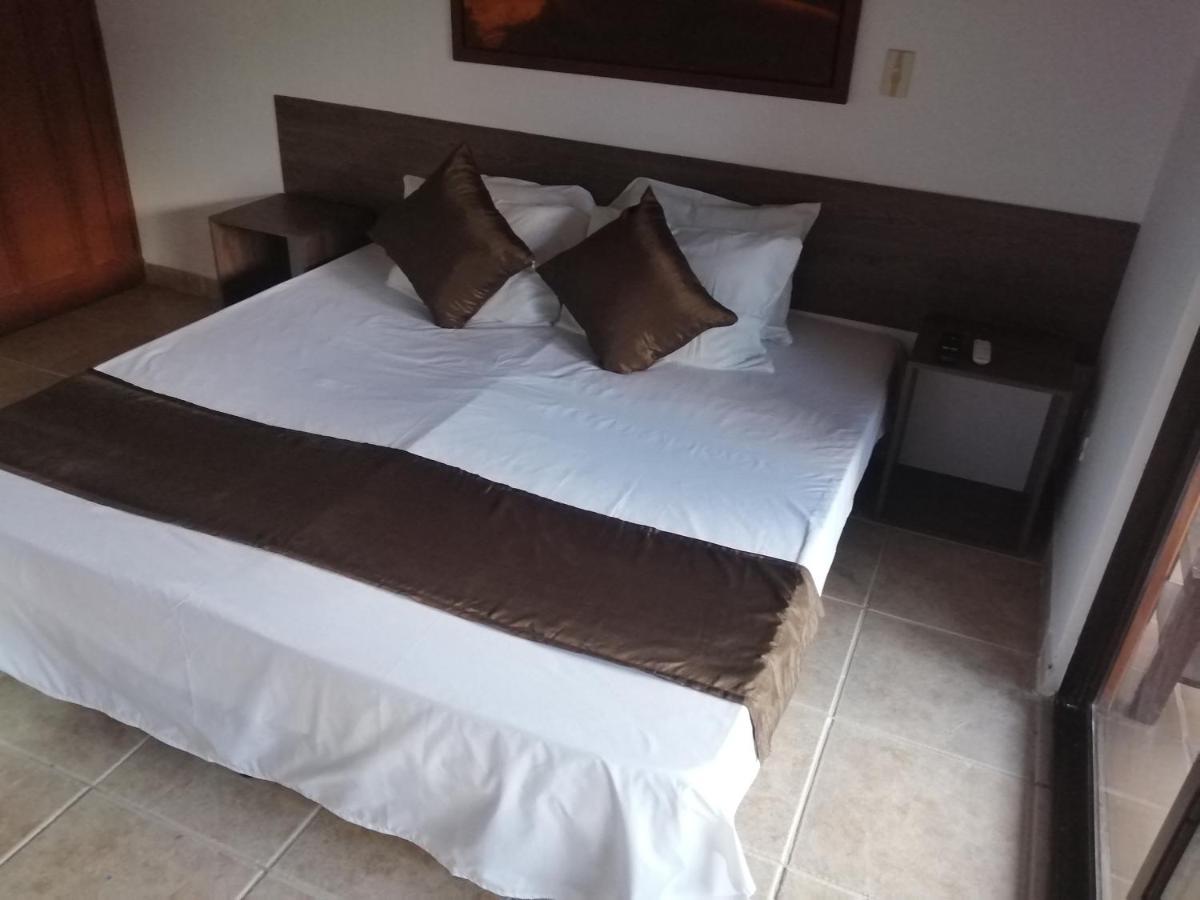 Hotel Cabañas De Rozo - Housity