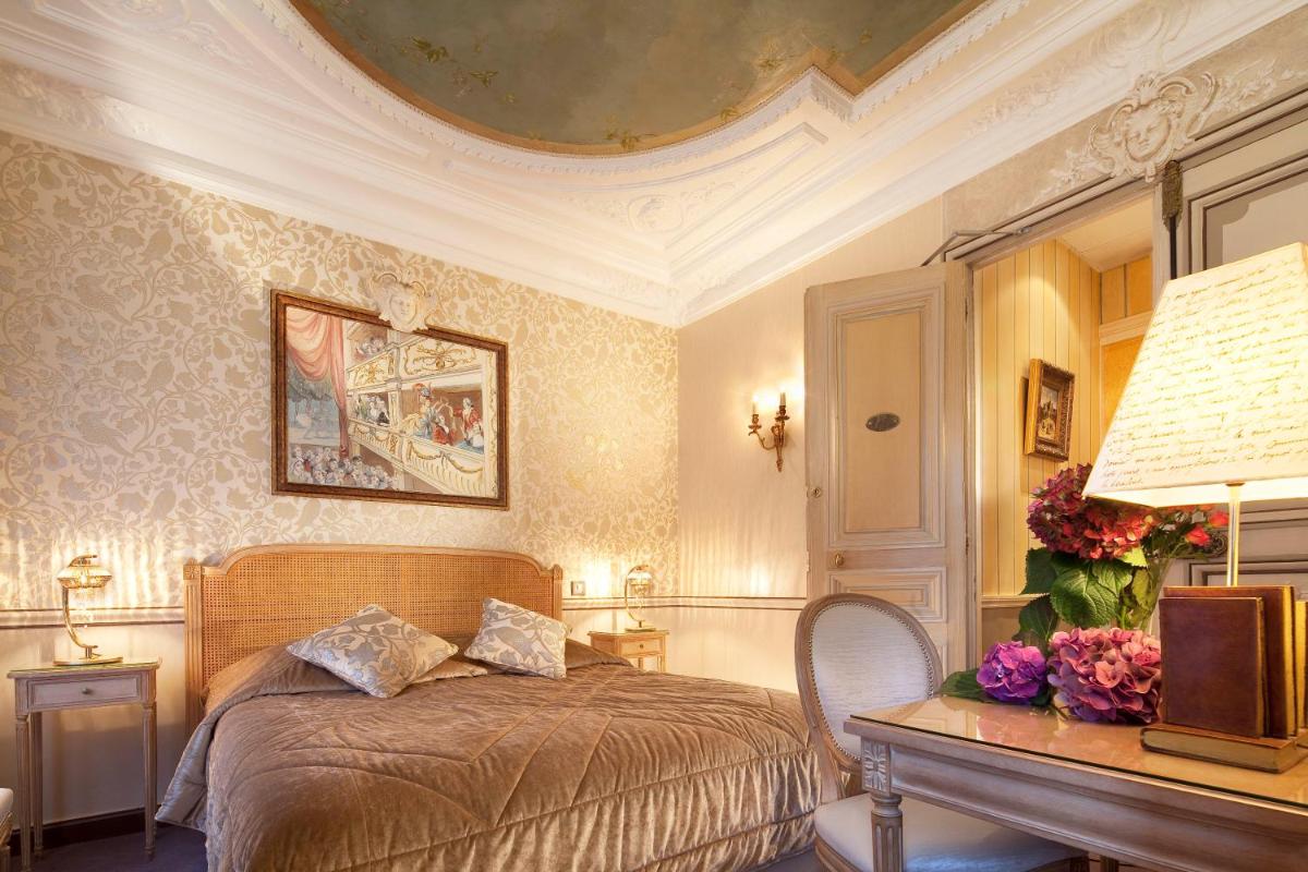 Coin salon dans l'établissement Hotel & Spa Saint-Jacques
