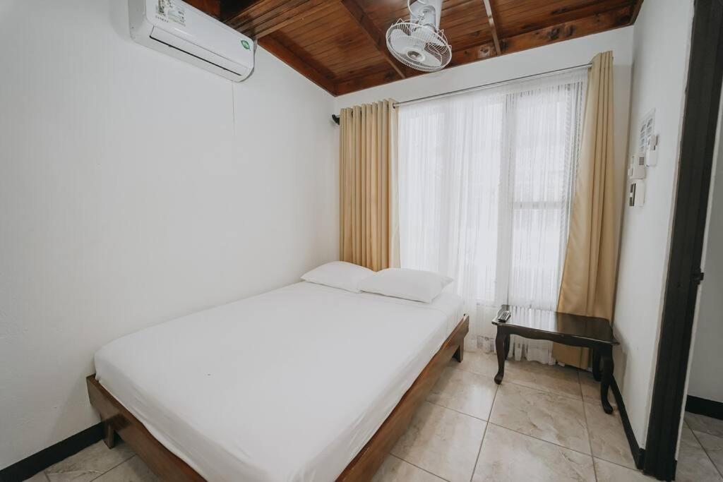 Flor Tica House - Housity