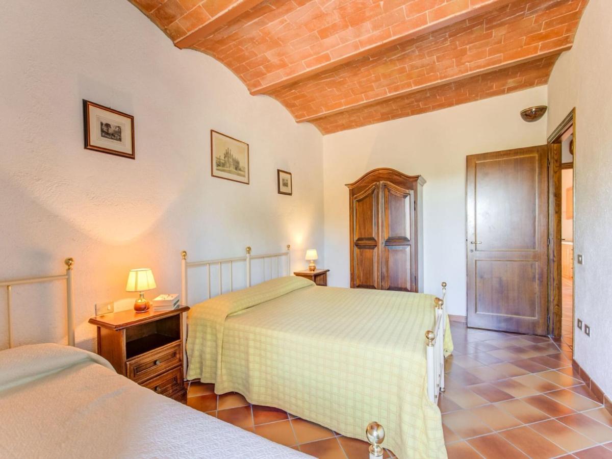 Inviting Apartment in Gambassi Terme Fi with Garden - Housity