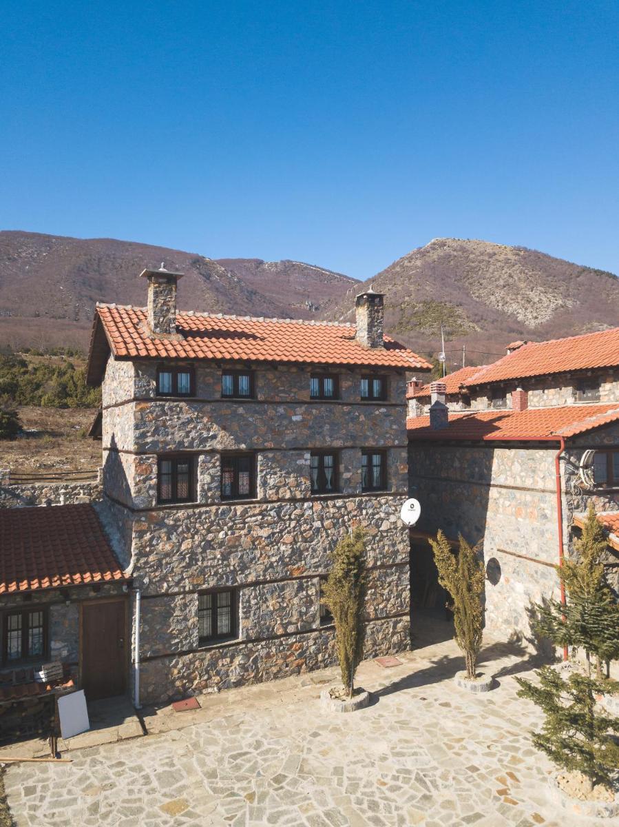 Traditional Villa in P. Agios Athanasios - Housity