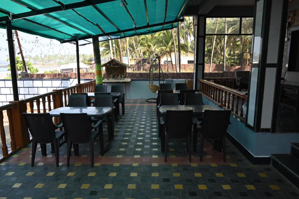 Hotel Chivla Paradise - Housity