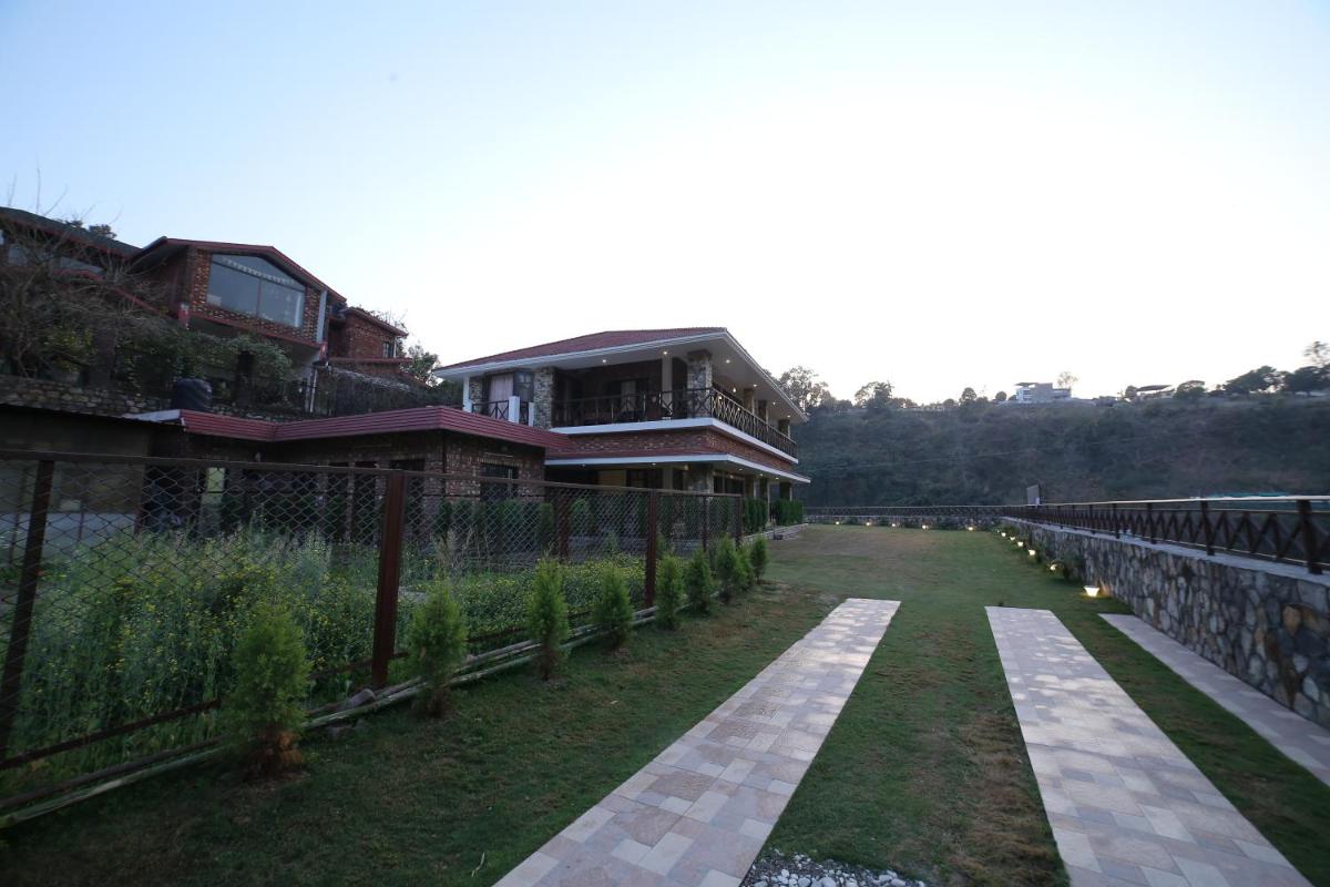 Ghughuti Baasa Home Stay, Dehradun - Housity