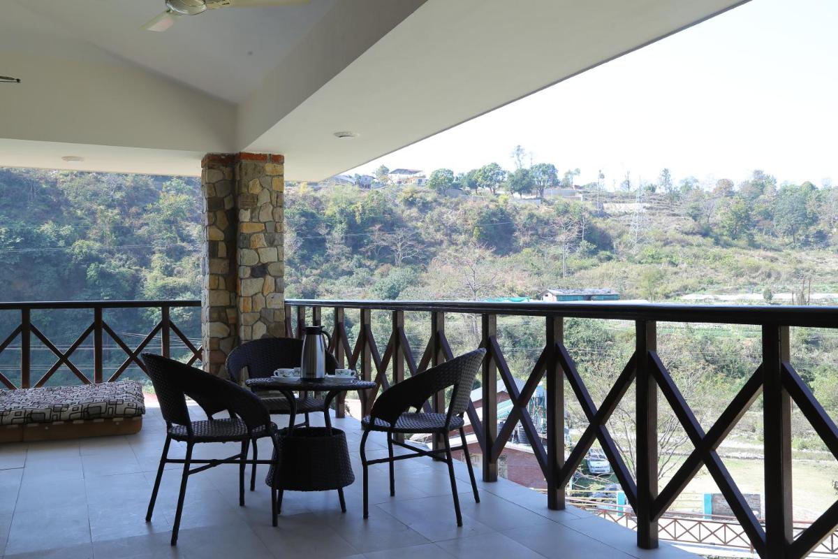 Ghughuti Baasa Home Stay, Dehradun - Housity