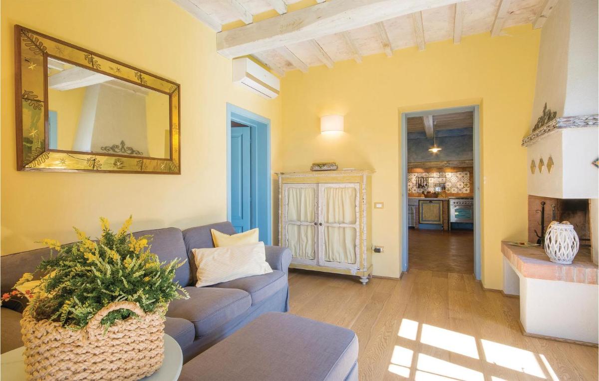 Luxurious Home In Buggiano Pt - Housity
