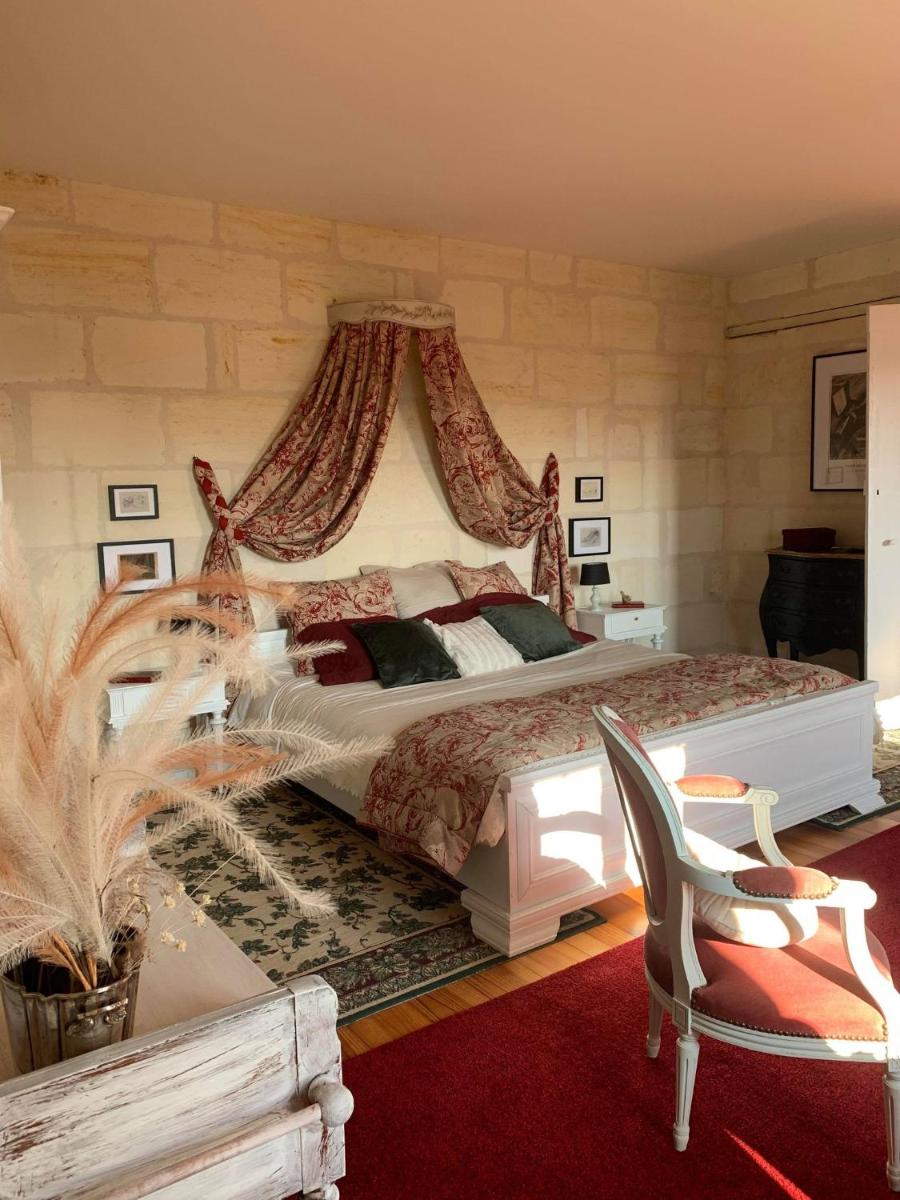 Chambre Merlot, piscine et spa, proche St Emilion - Housity
