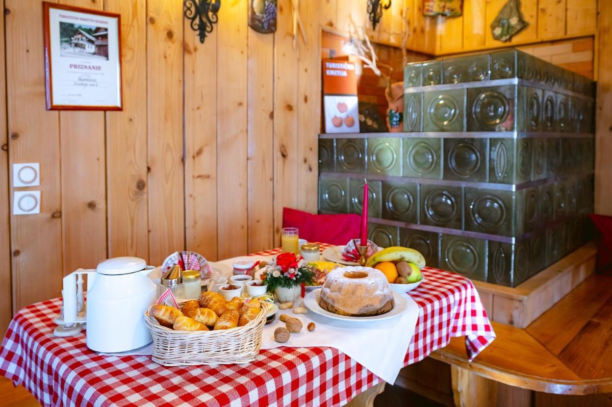 Slovenian Traditional Guest House - Housity