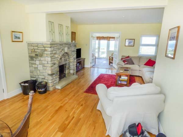 Sunset Beach Cottage - Housity