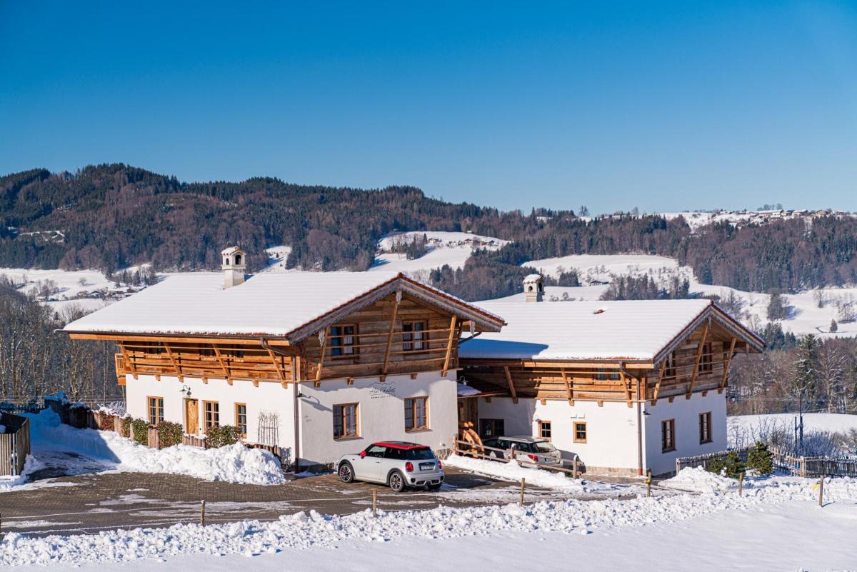 Alm-Chalets-Samerberg - Housity