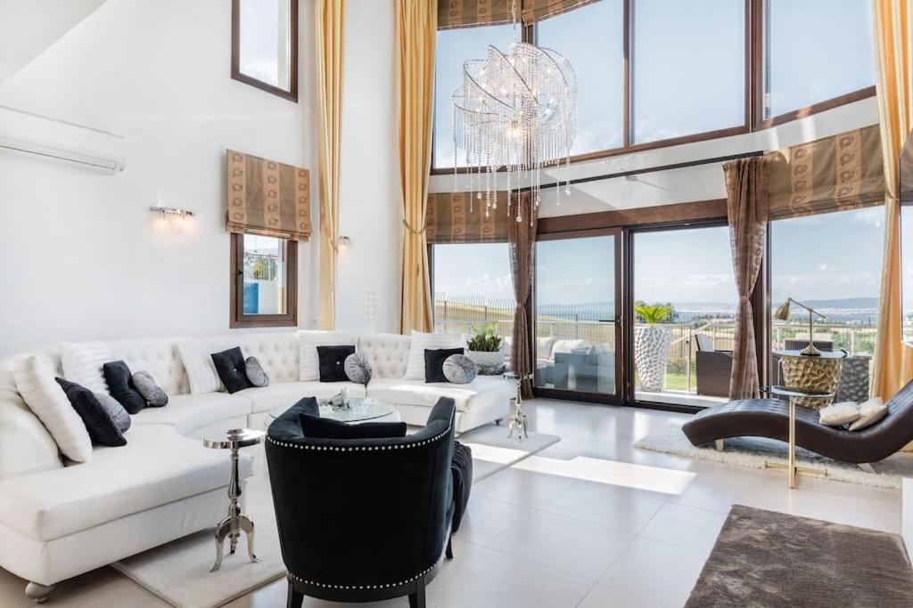 Villa Plagiari sea view - Housity
