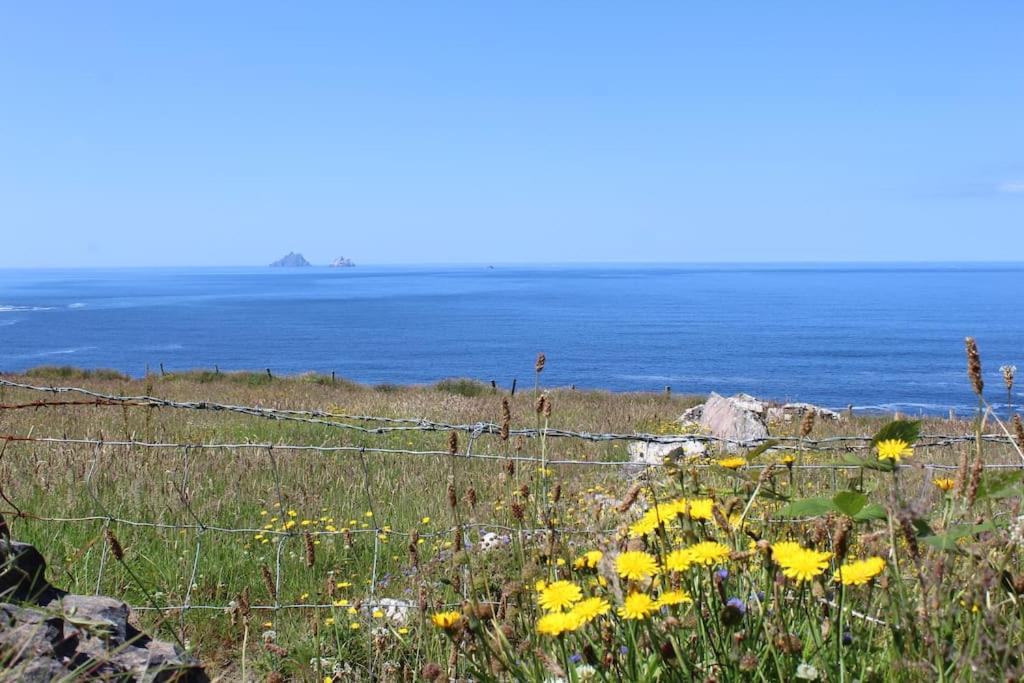 St Finians Bay, The Glen, South Kerry, Skellig View - Housity