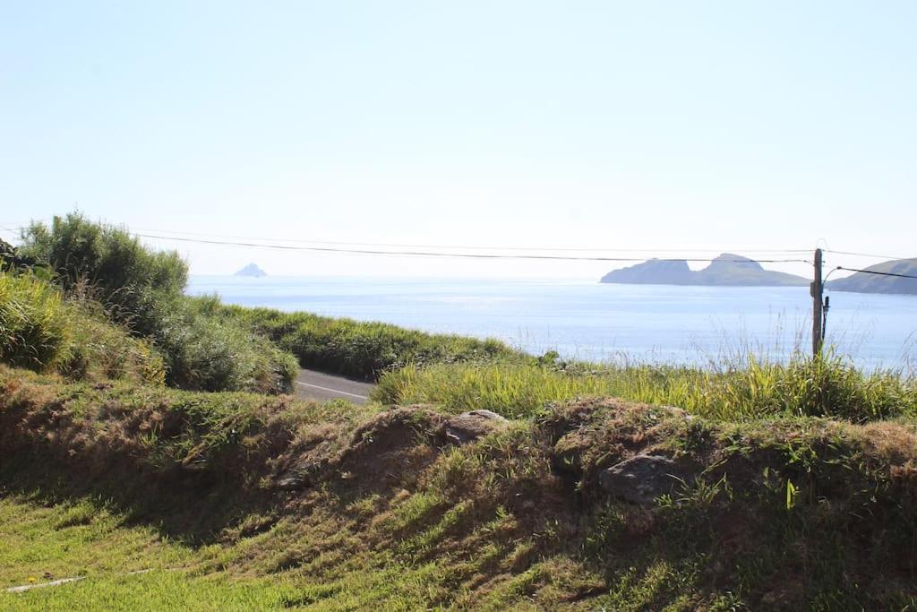 St Finians Bay, The Glen, South Kerry, Skellig View - Housity