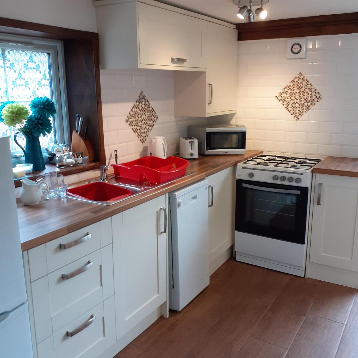 Honeysuckle Cottage - Housity