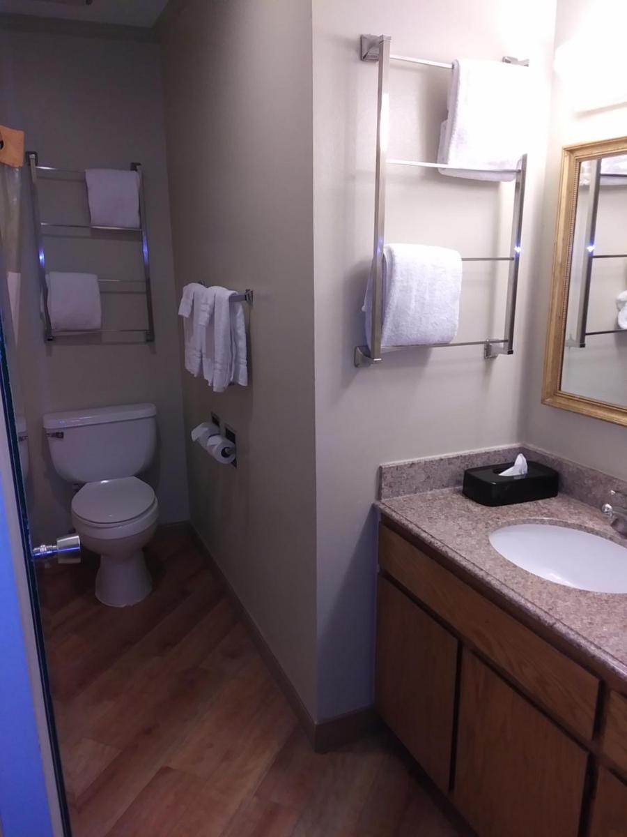 Travelodge by Wyndham Columbus State University - Housity