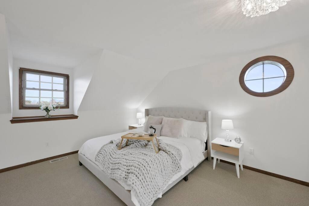 Welcome to our Sweet Little Retreat! - Housity
