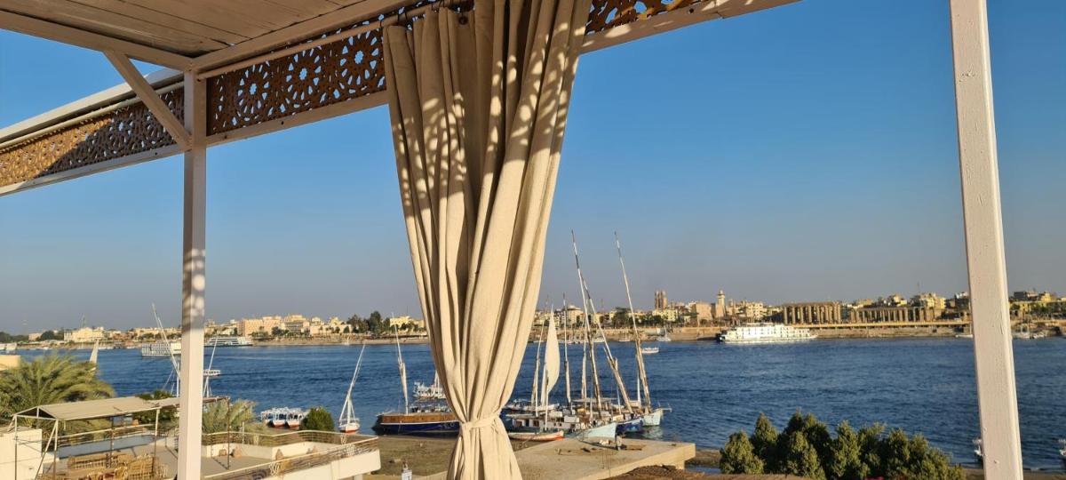 Senmut Luxory Apartments - Housity