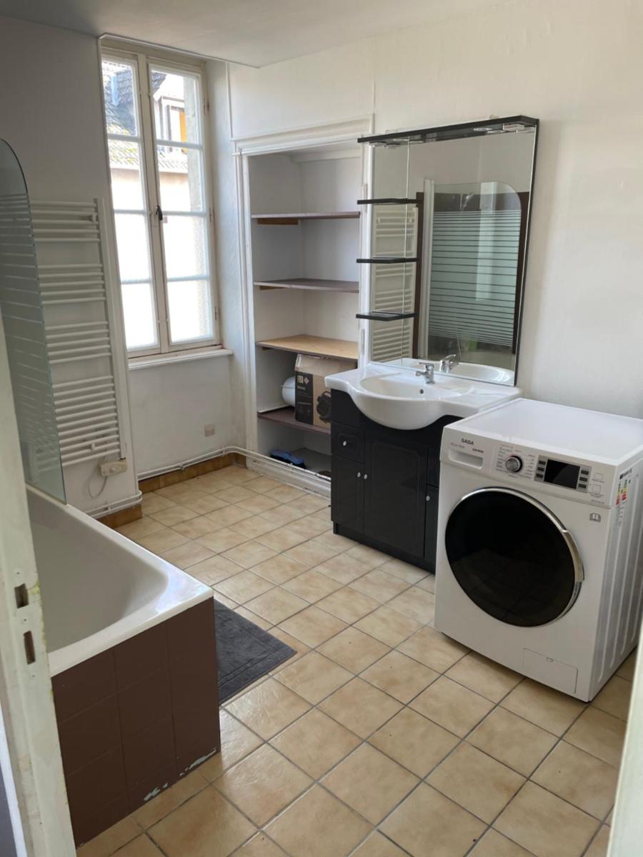 Charmant T2 au 1er dans résidence avec parc arboré - Housity