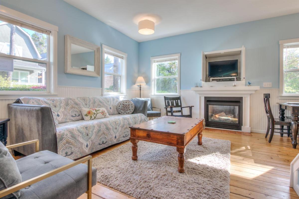 Tides At Bella Beach - Housity