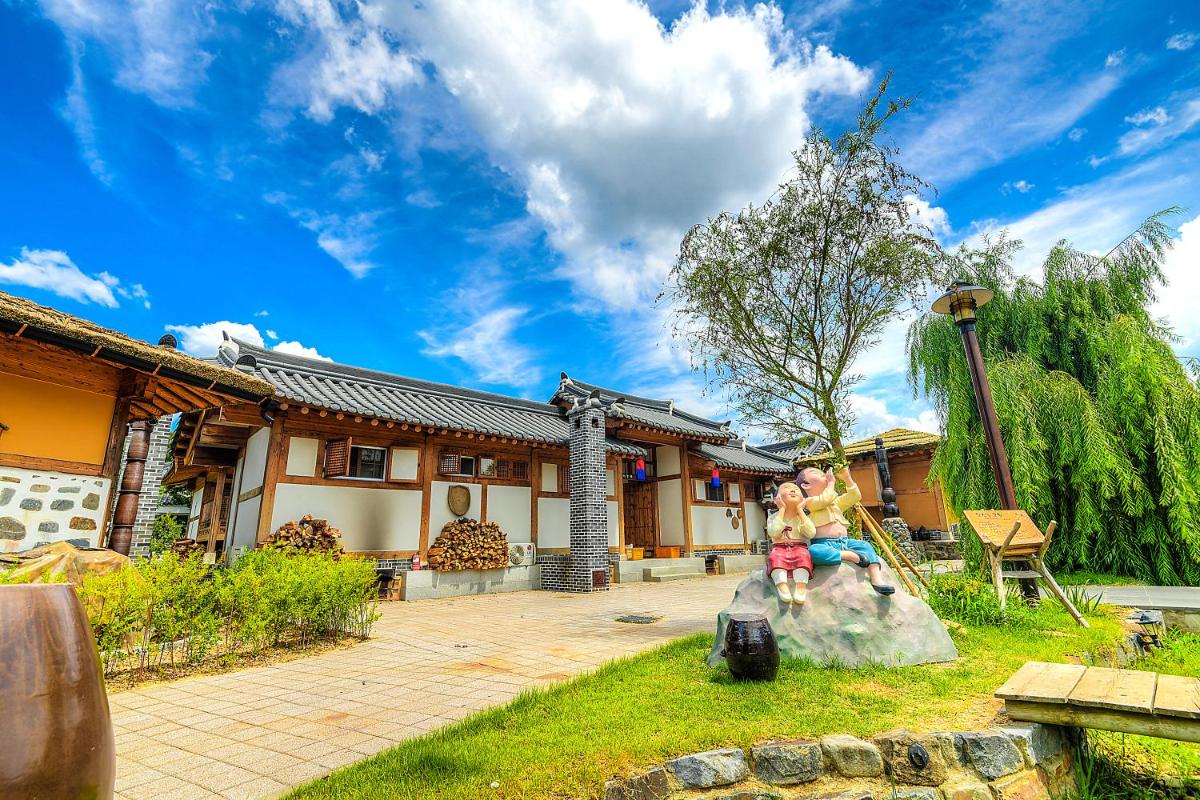 Suitetrails - Gongju Hanok Village
