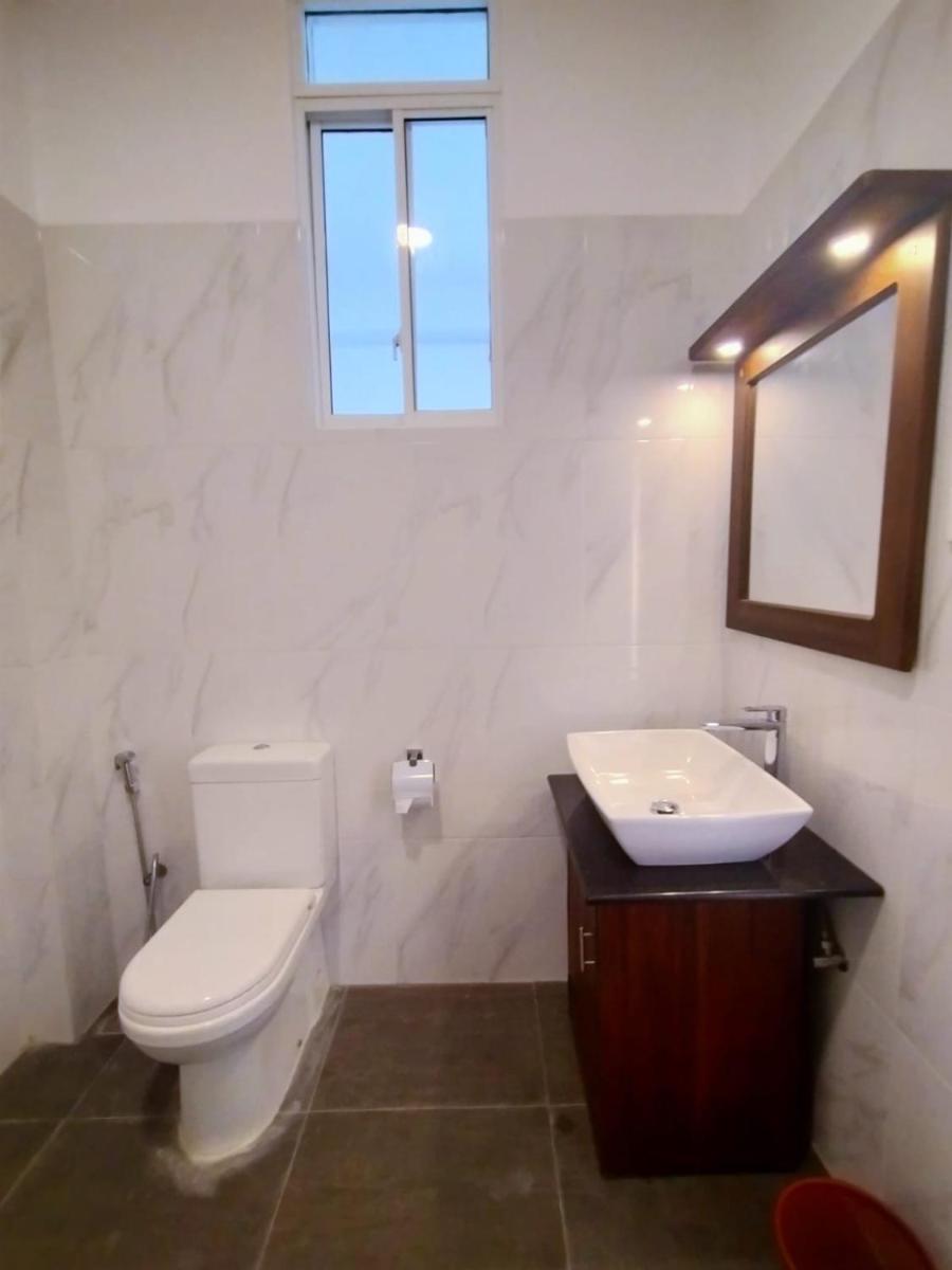 Bivon Reach - Housity