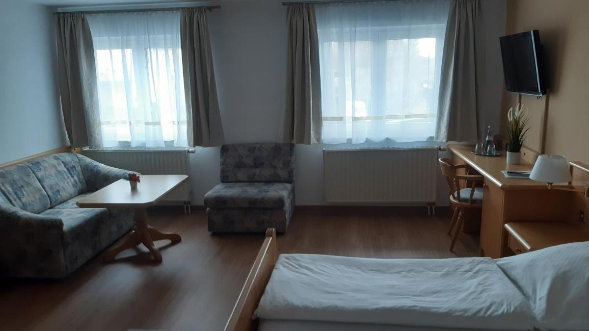 Landhotel Wiesenhof - Housity