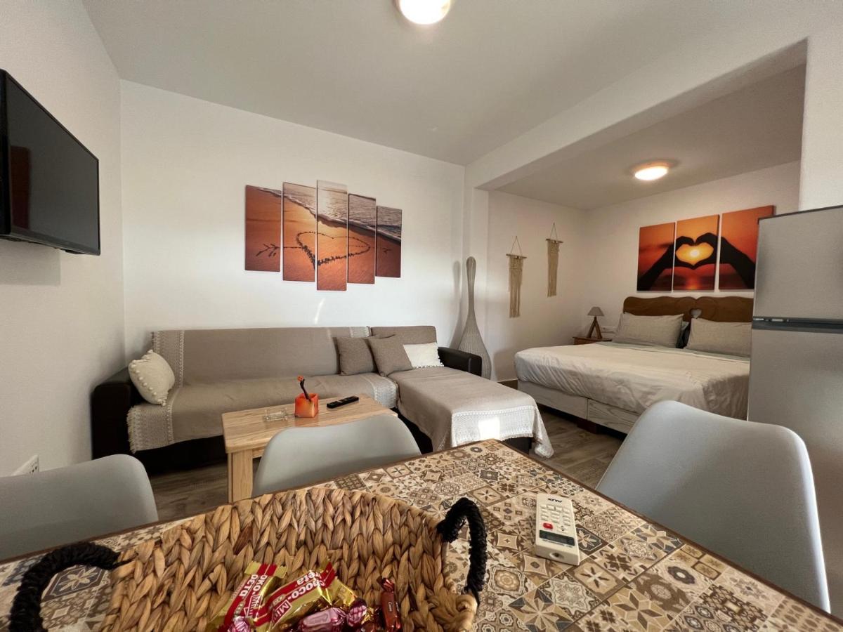 Voula's Cozy Studio in Ano Mera Mykonos - Housity