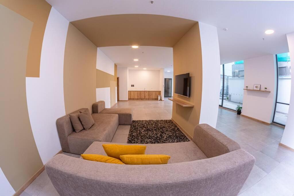 Suite Downtown Quito - República del Salvador - Housity