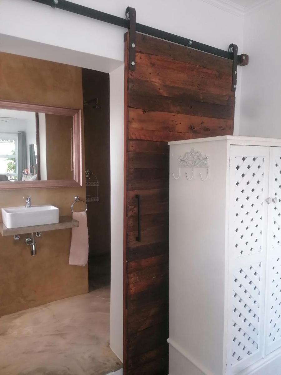 The Oak Tree - Housity