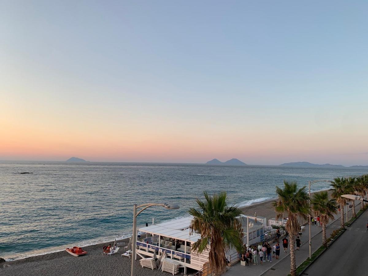 La porta delle Eolie - Housity