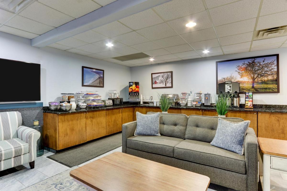 Parkshore Resort - Housity