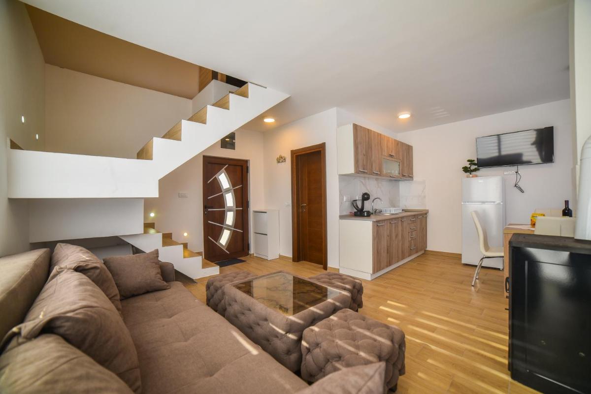 Diamond Club Zlatibor - Housity