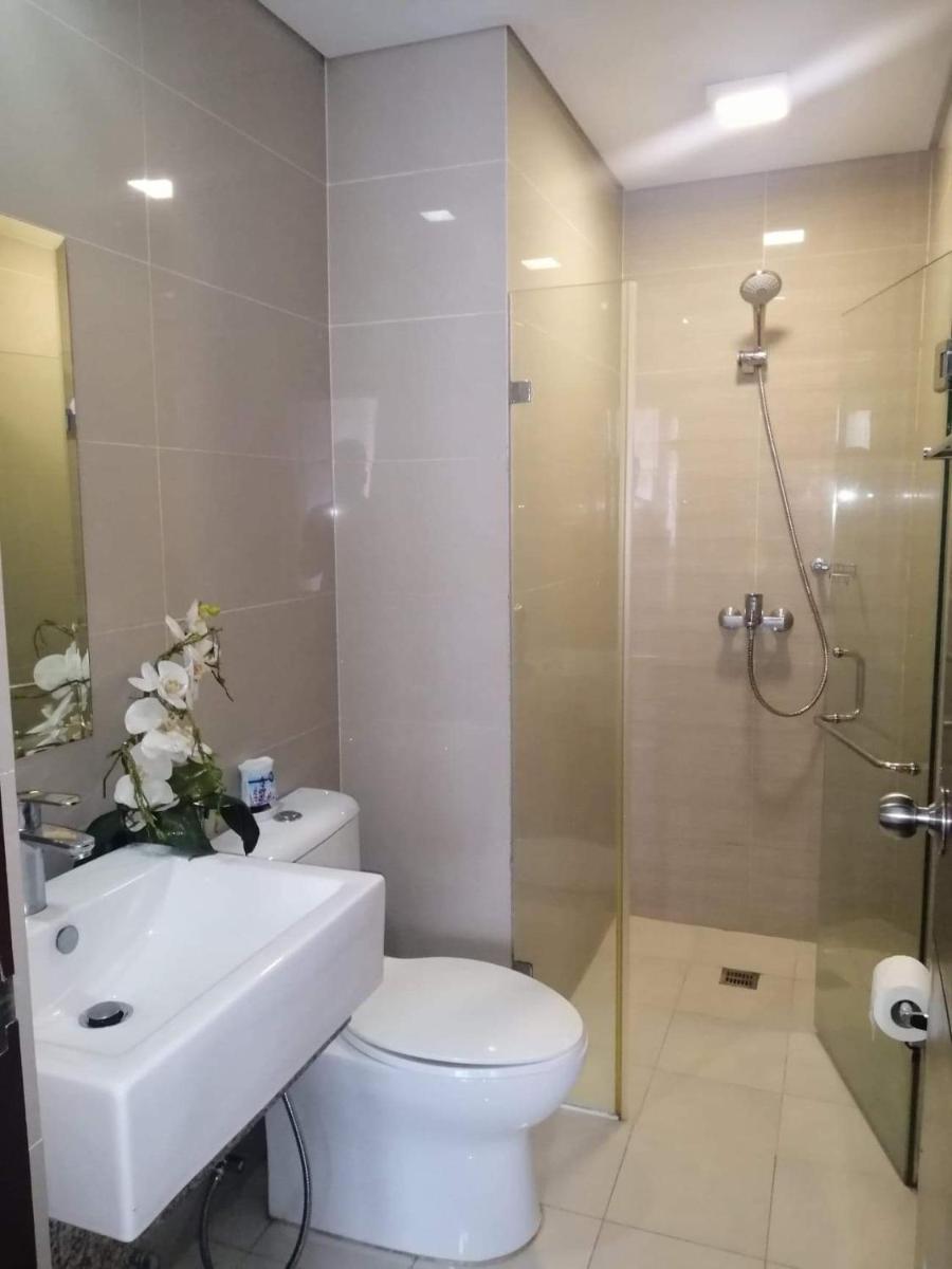 Econo Rooms Two Palm Tree Villa - Housity