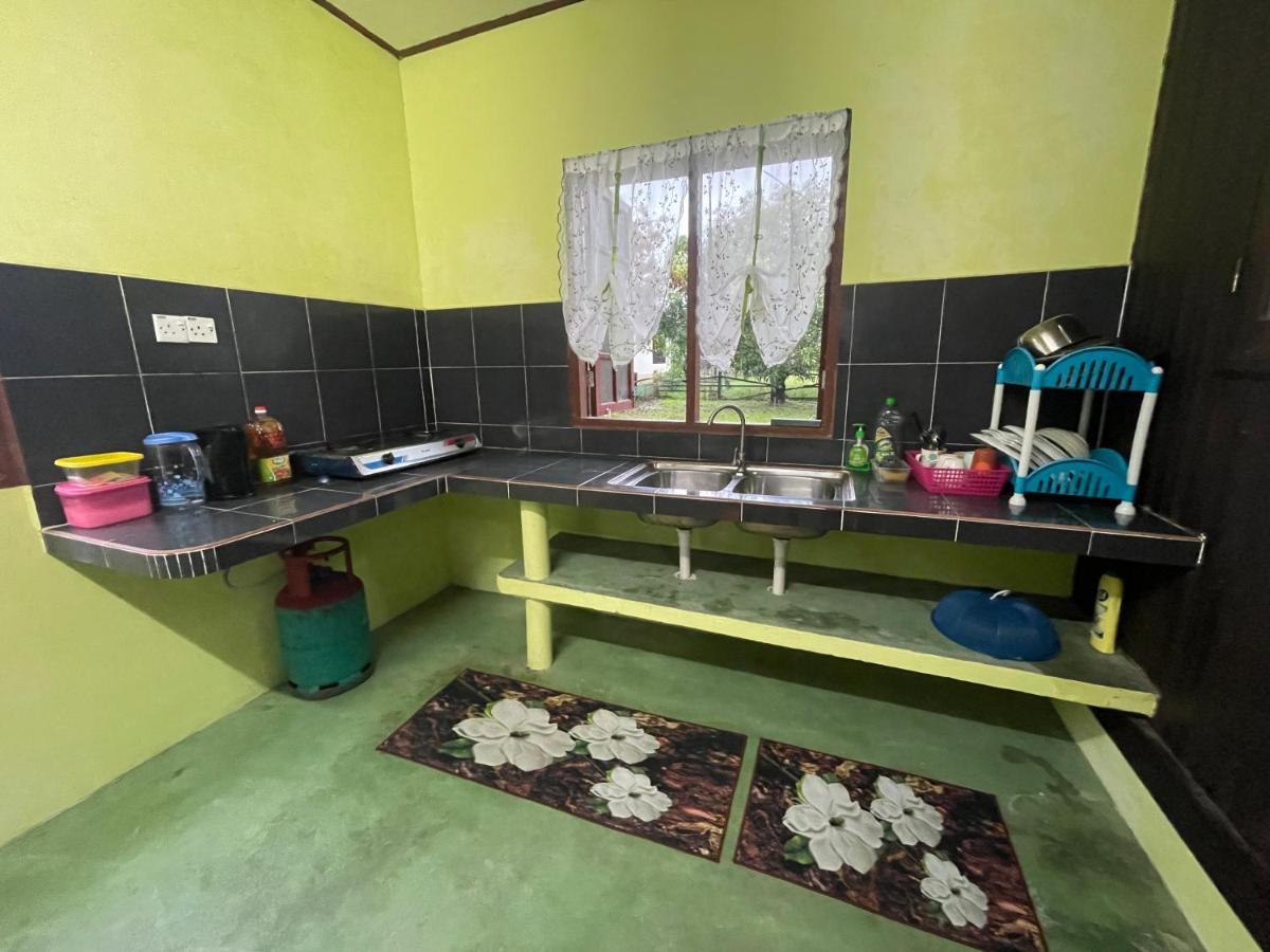 Teratak Kak Ara - Housity