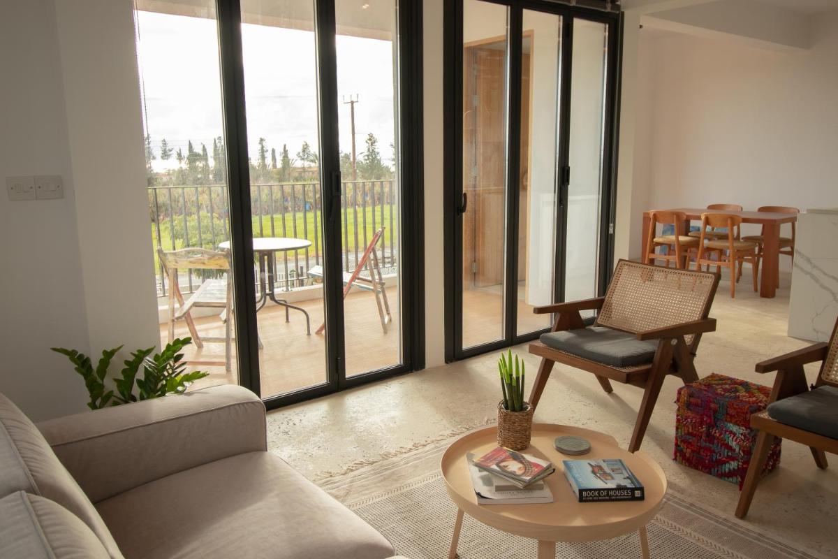 mhouse44 - Housity