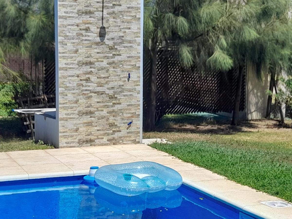 Hermosa Casa en Roldan ideal Familias - Housity
