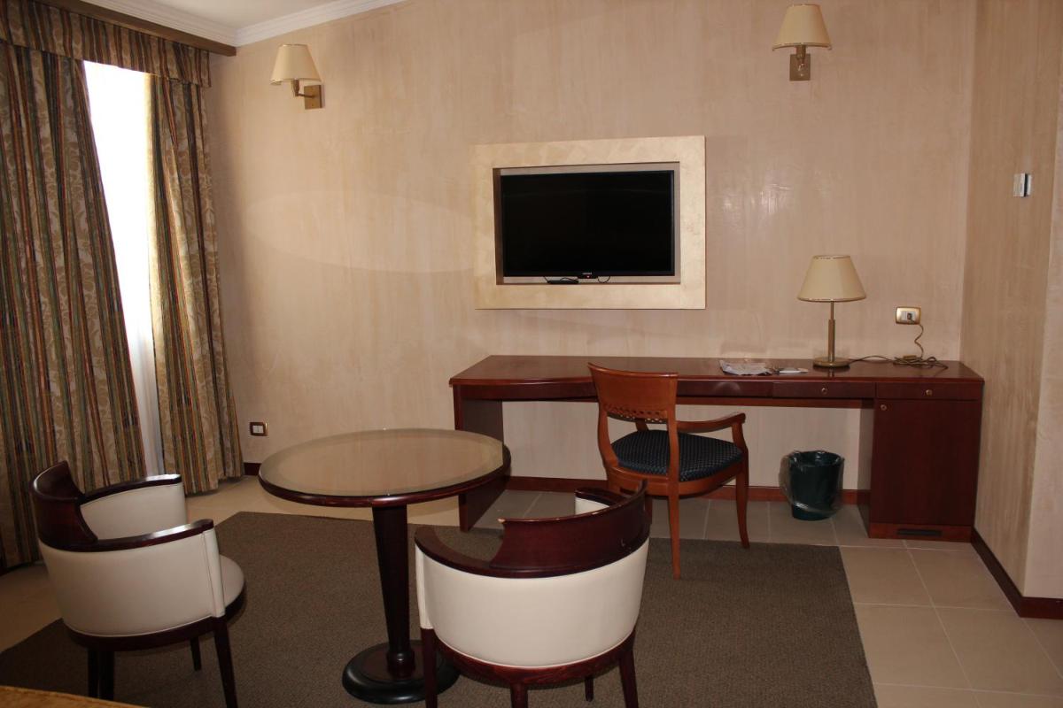 Aretusa Palace Hotel - Housity