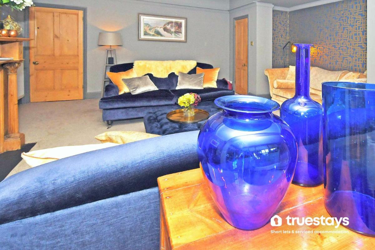 Chaseley House by Truestays - Luxury Apartment in Rugeley - Housity