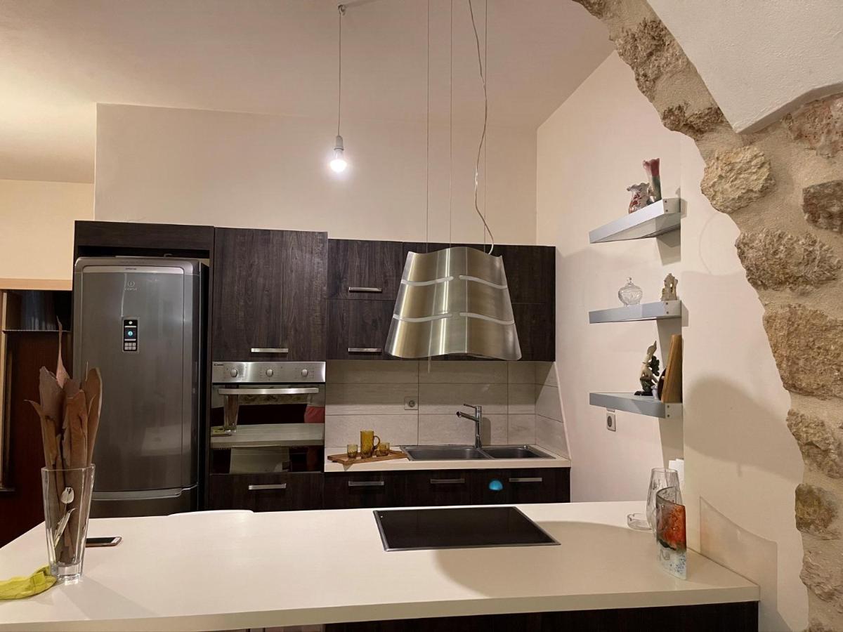 Καμάρα Χωριό Φοινίκι , Kamara Finiki Village - Housity