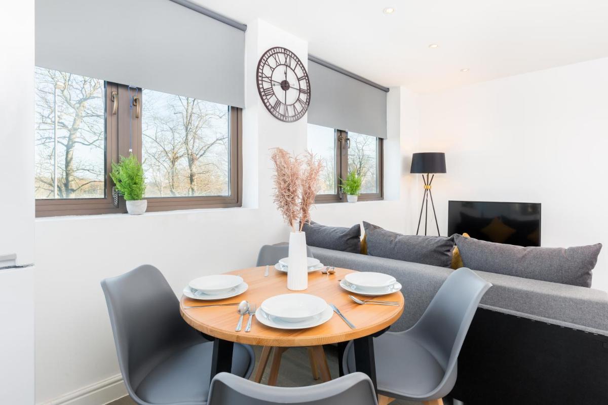 New Entire Apartment In Perry Barr with Free Parking - Housity