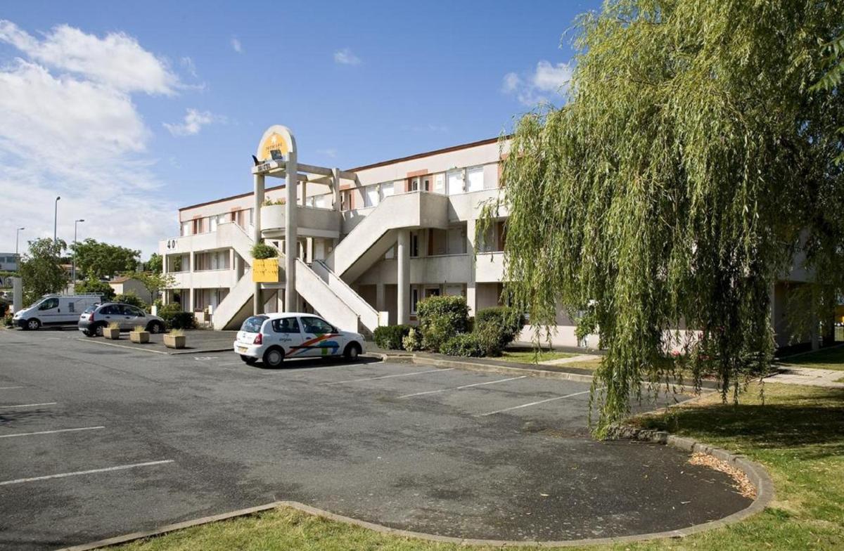 Premiere Classe Nantes Est St Sebastien Sur Loire - Housity
