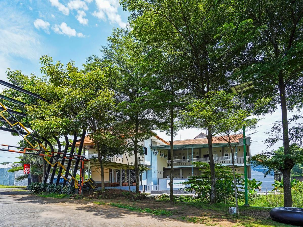 OYO Flagship 90886 Sunset View Homestay - Housity