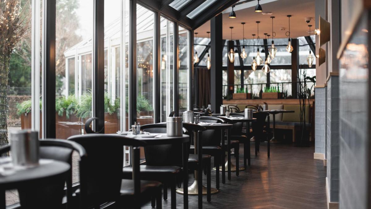 Hotel Rosengarten - Housity